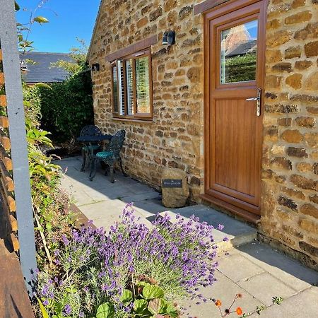Honeysuckle Cottage - Hillside Holiday Cottages, Cotswolds Warmington Екстериор снимка